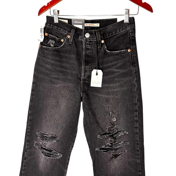 Levi's Women's Ribcage Black Destructed Straight Ankle Jeans- Size 27 - Picture 6 of 16